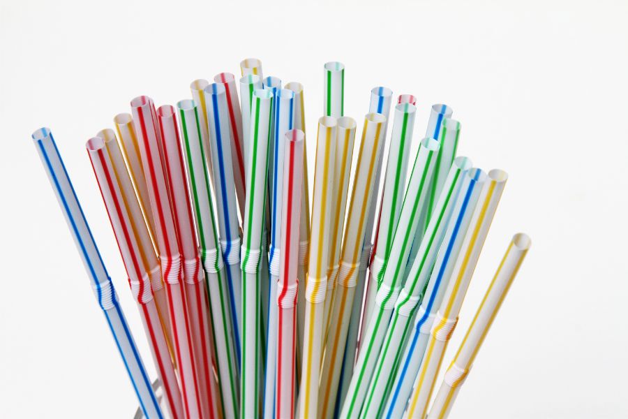 Straws in a bunch